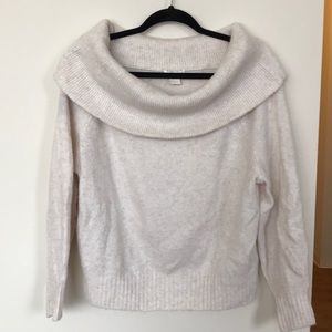 Whit h&m sweater